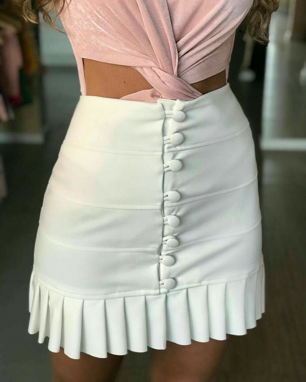 +25 Looks con faldas cortas de moda para todo el año