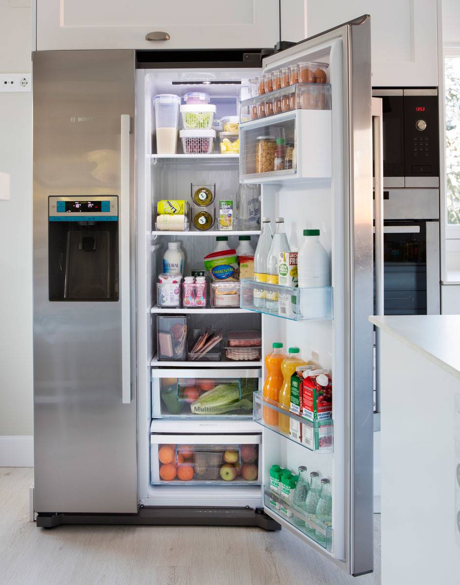 ordena el refrigerador y manten la temperatura adecuada
