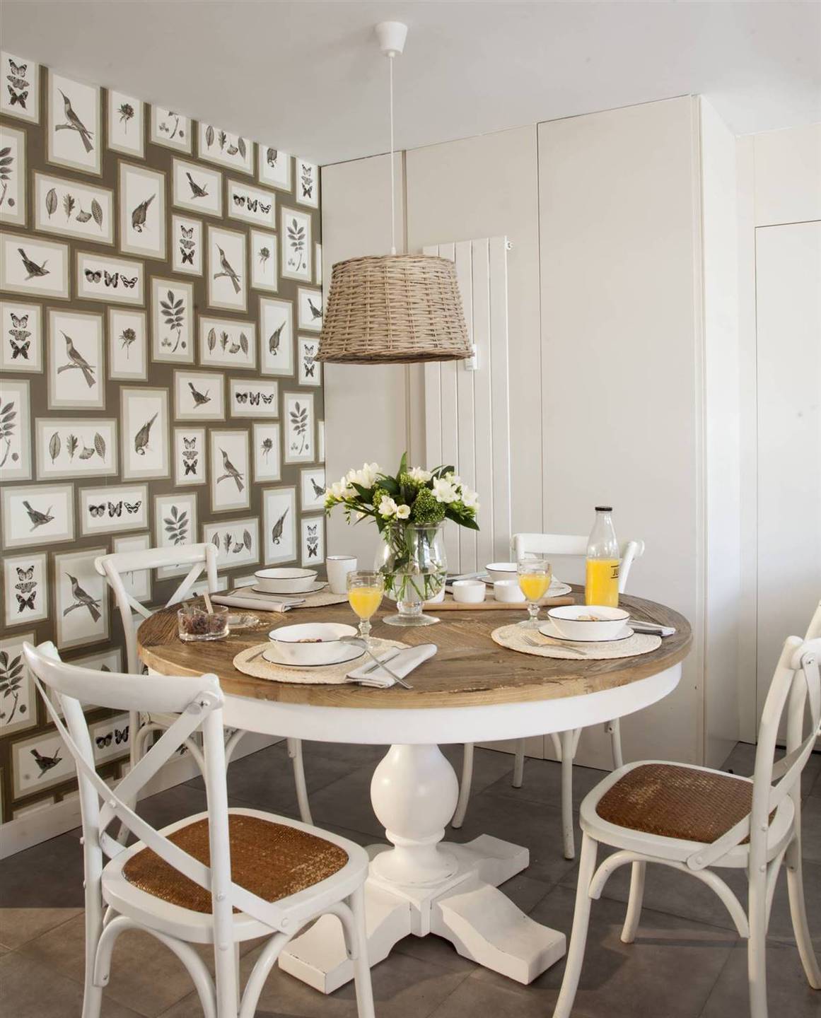 Comedor para espacios pequeños 12