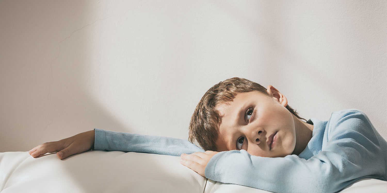 niño deprimido