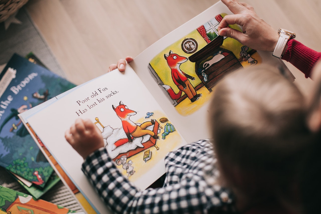 Actividades para niños de 2 años leer un cuento