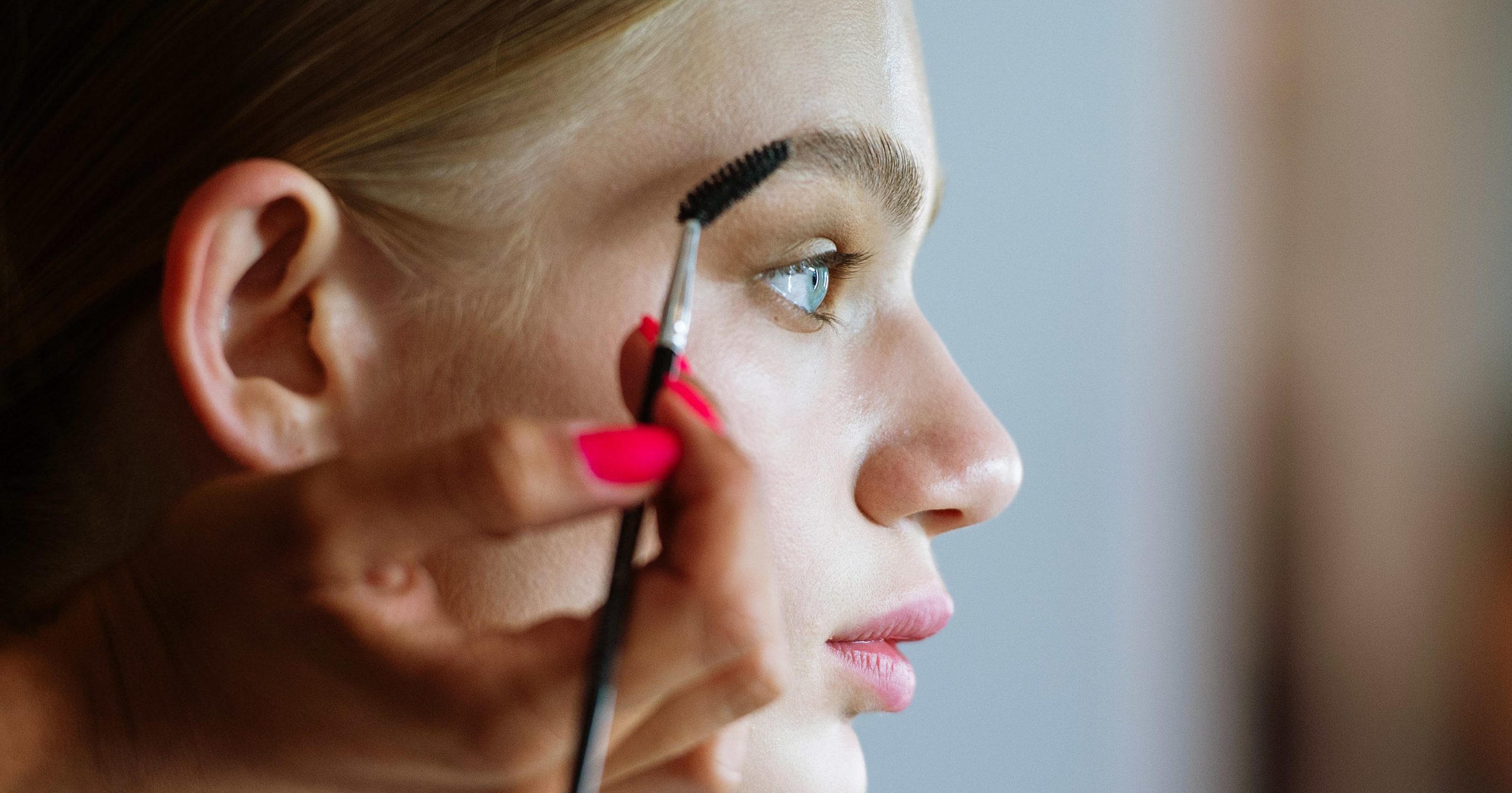consejos para cuidar las cejas pobladas