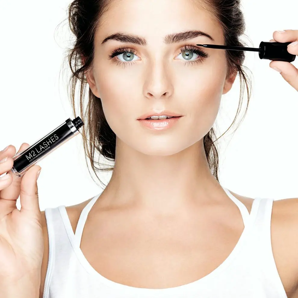 Los mejores sueros crece pestañas para embellecer la mirada