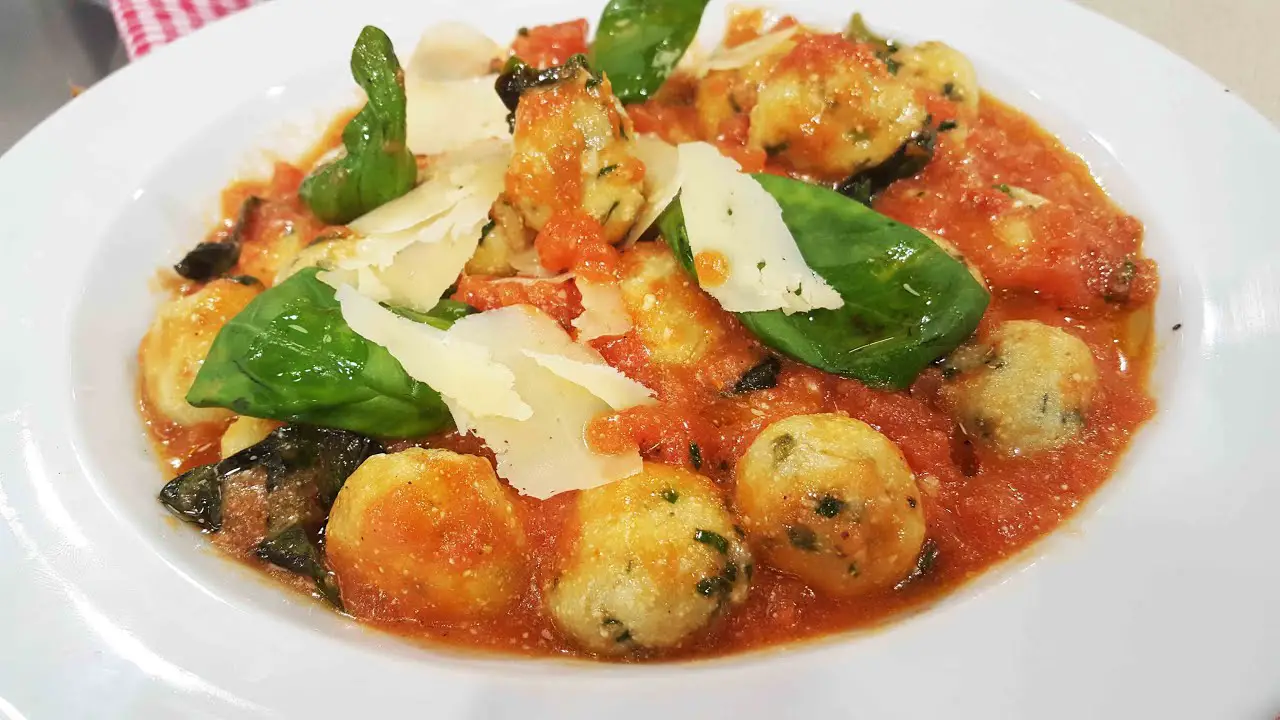 Salsa blanca con espinacas Salsa blanca con espinacas