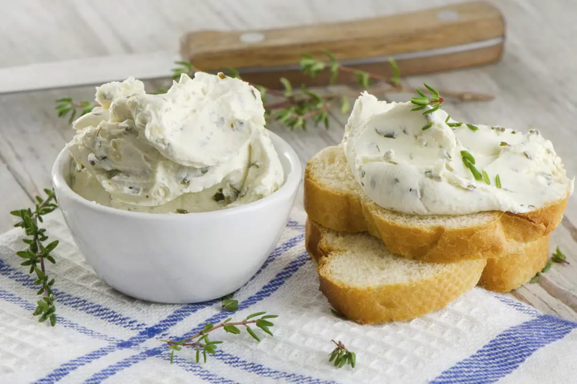 Salsas con crema y verdeo Salsas con crema y verdeo