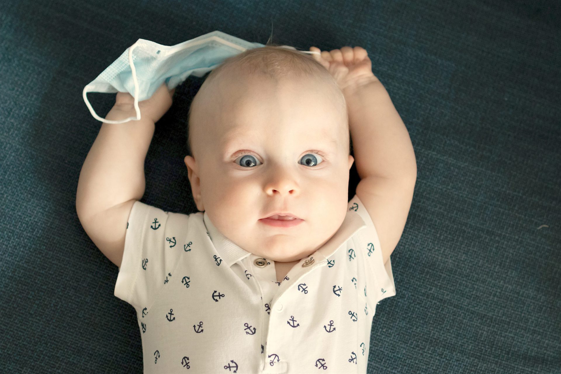 Es peligroso que un bebe use mascarilla