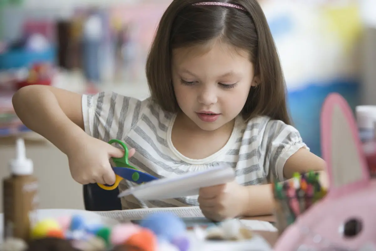 Juegos para niñas de 6 anos hacer una muneca