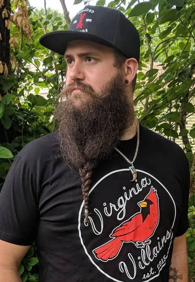Trenzas en la barba 16