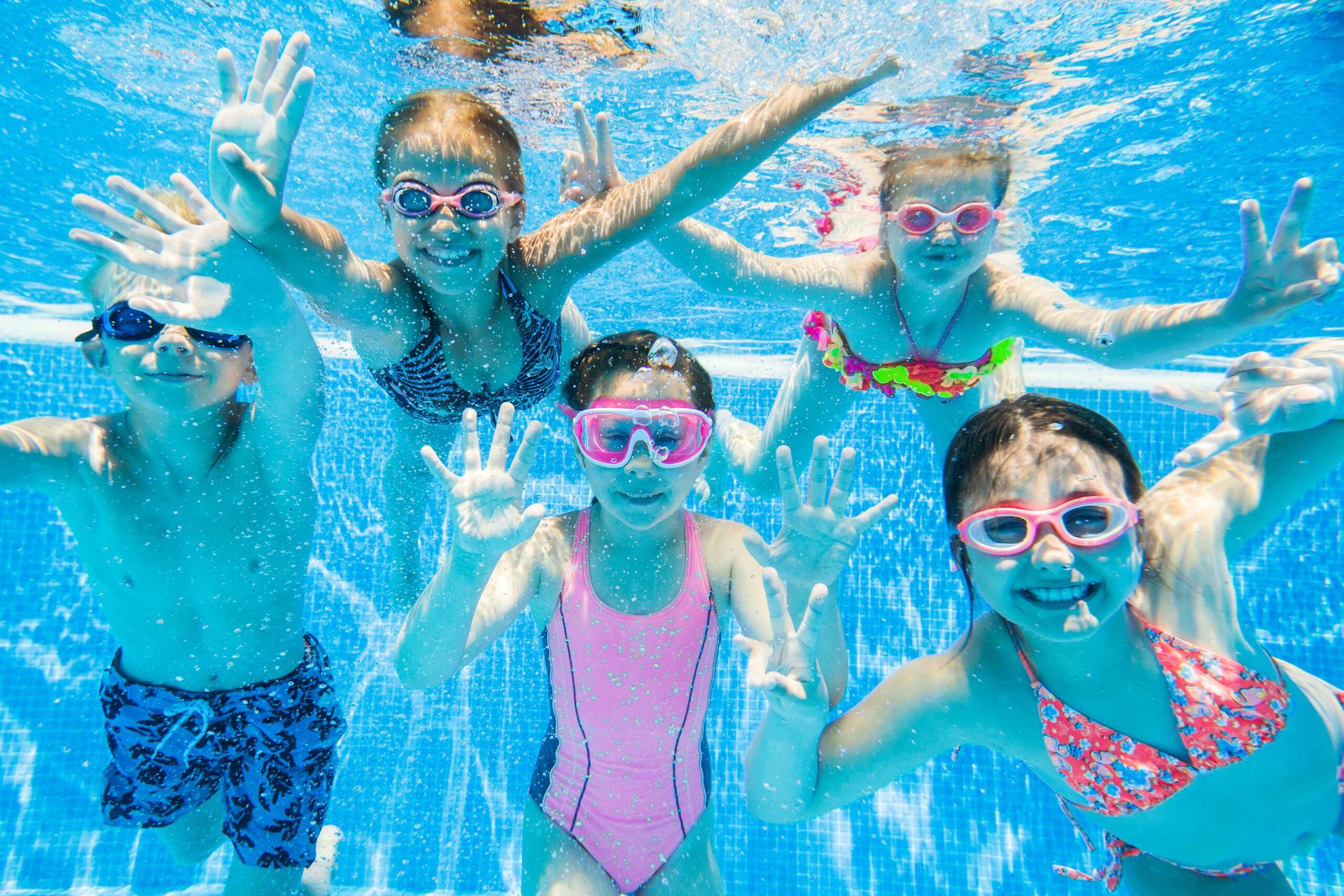 Juegos para ninos natación tunel