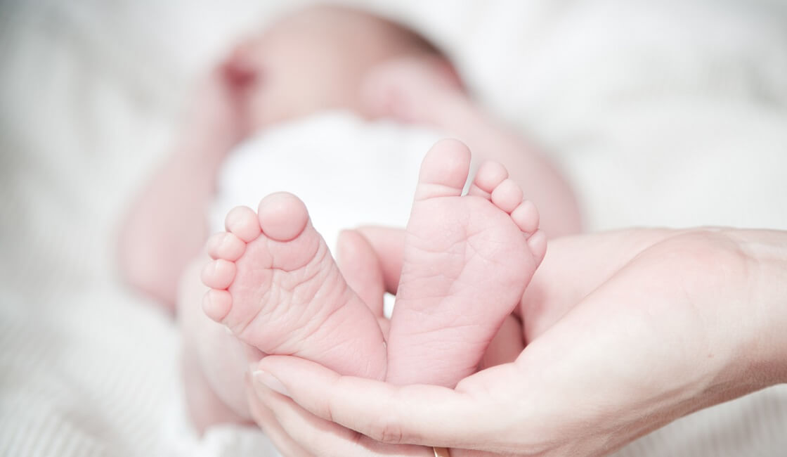 Como hacer una sesión de fotos para bebes en casa 2