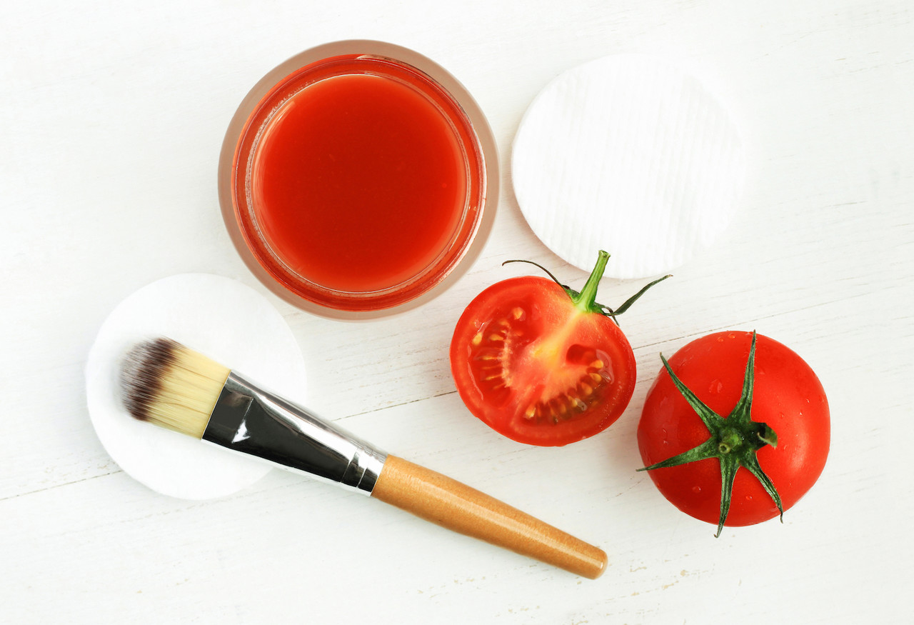 como quitar la piel grasa mascarilla facial tomate