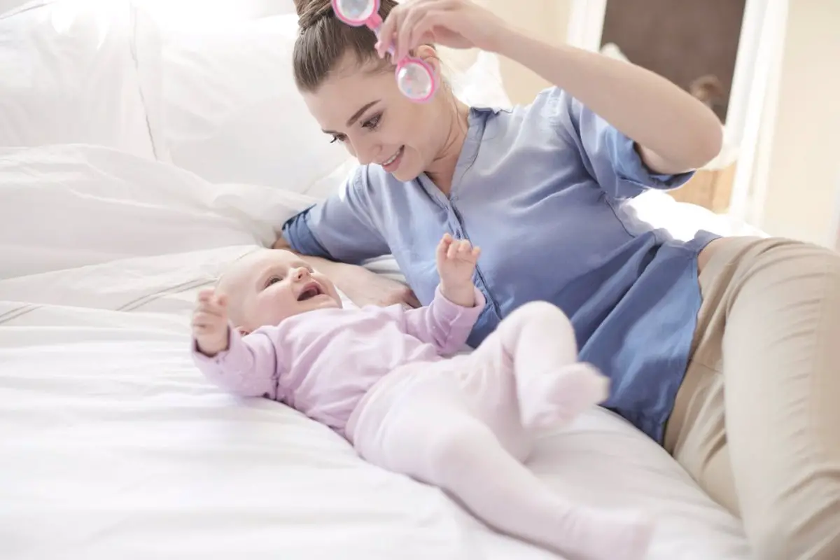 estimulación auditiva en los bebes juegos