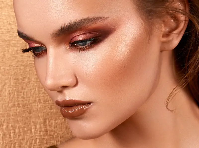 maquillaje iluminador look