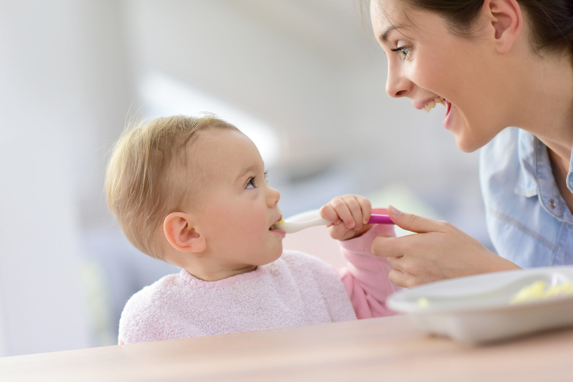 que puede comer un bebe de 9 meses pautas