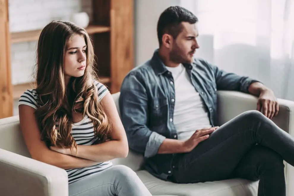 Therapists Reveal Heartbreaking Reason People Mourn Relationships Before They End, And It Could Be Happening To You Right Now