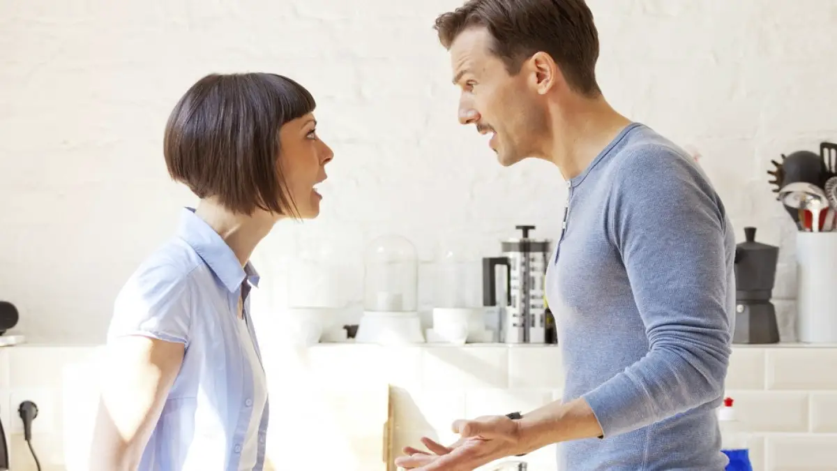 Mi pareja me odia pero no me deja Mi pareja me odia pero no me deja