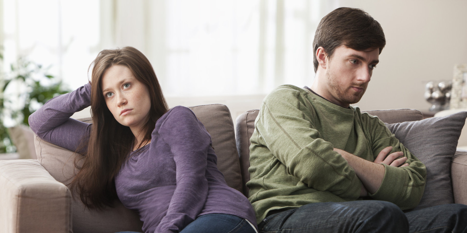 Mi pareja me odia pero no me deja Mi pareja me odia pero no me deja