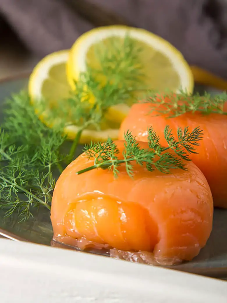 aperitivos originales bombones de salmon y queso